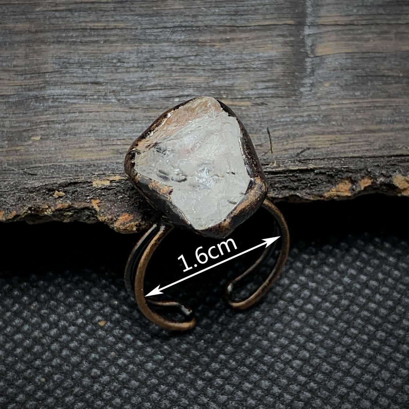 Selina - Bague pierre de naissance naturelle brute réglable