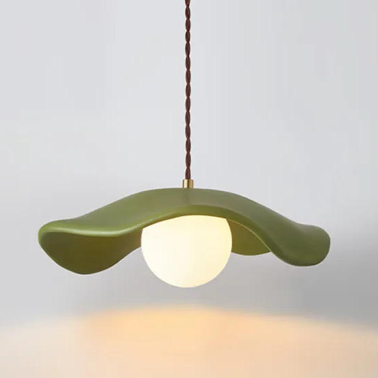 Lunéra – Suspension Feuilles de Lotus | Élégance Naturelle pour Votre Espace Repas