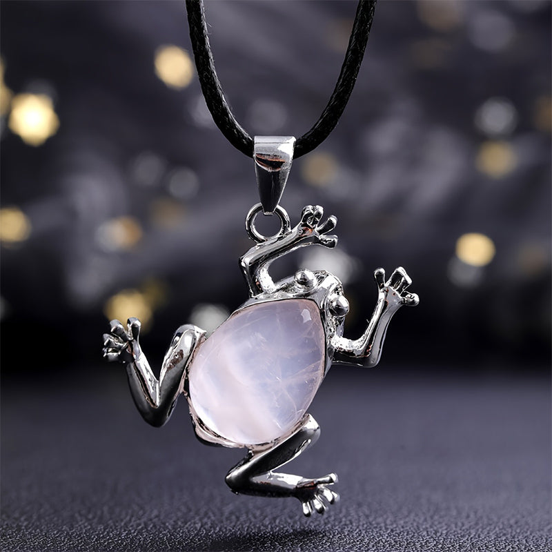 Gaia - Collier méditation en cristaux naturels au design grenouille
