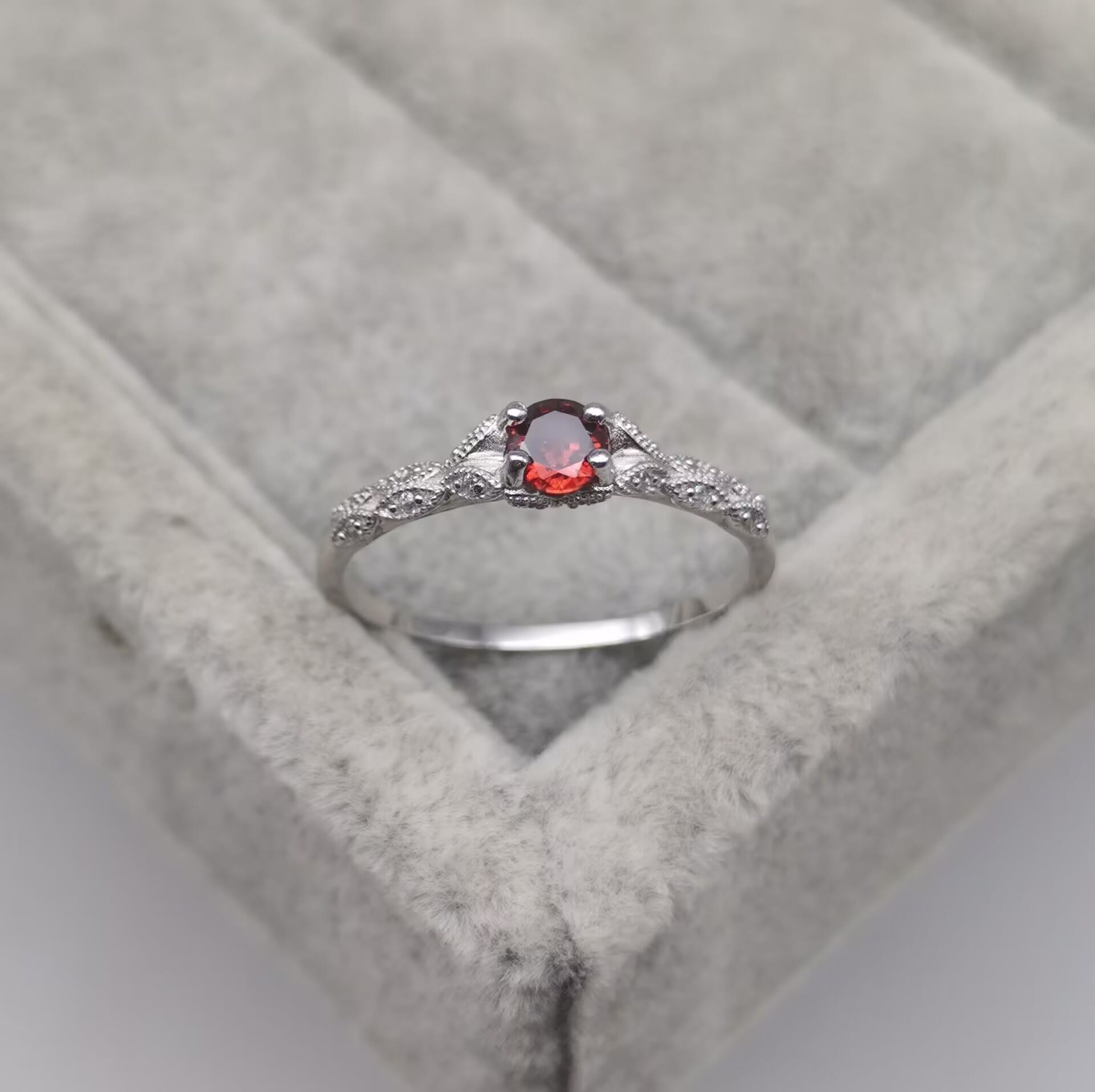 Nova - Bague minimaliste en améthyste et zircone