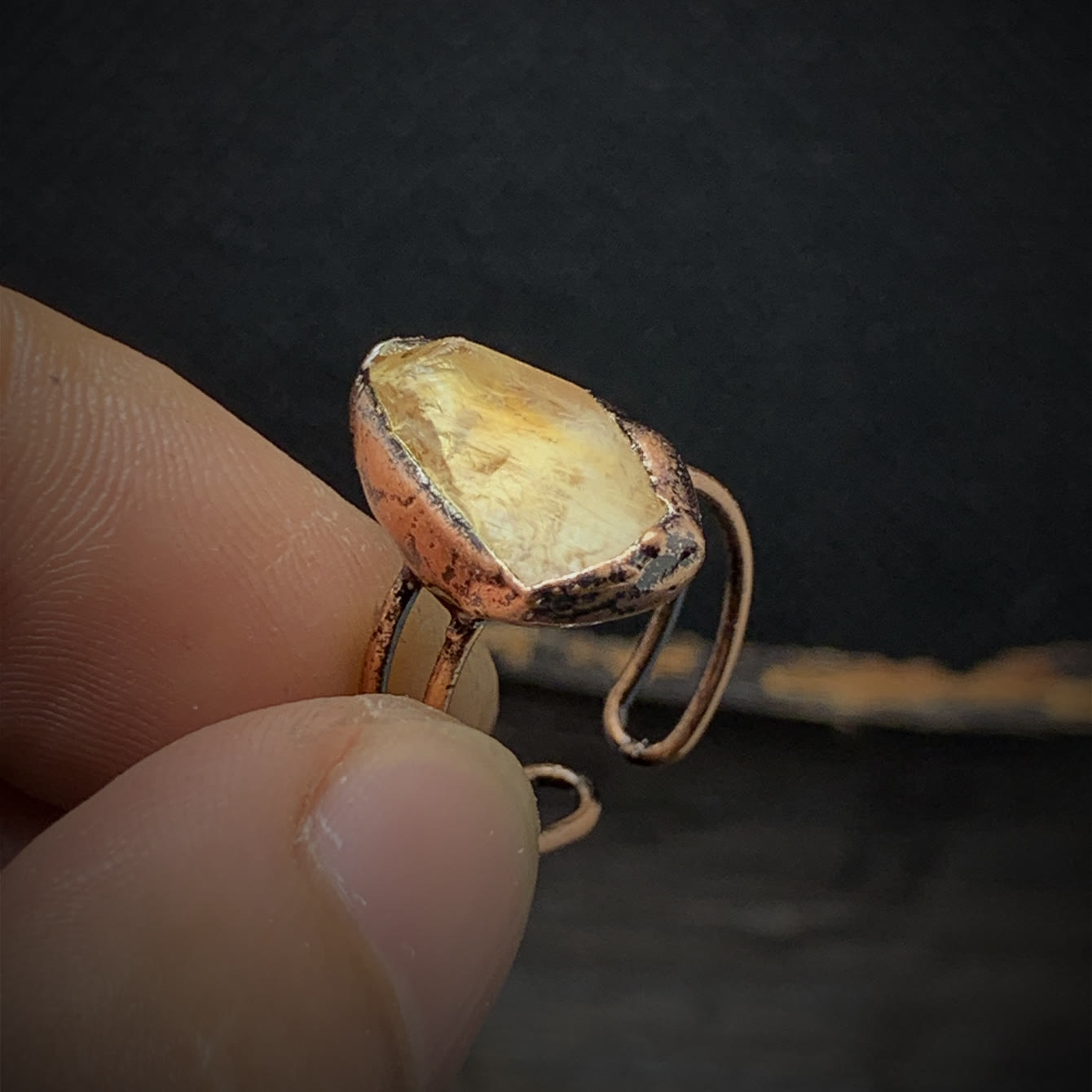 Selina - Bague pierre de naissance naturelle brute réglable