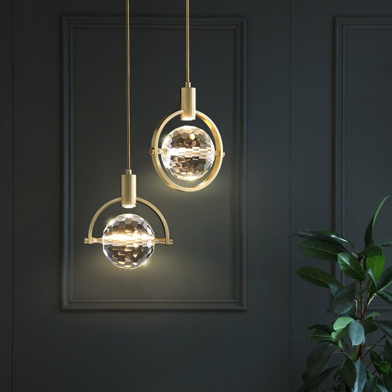 Cristalléa – Suspension LED en Anneau Ornée de Cristaux Étincelants | Élégance et Luxe Contemporain