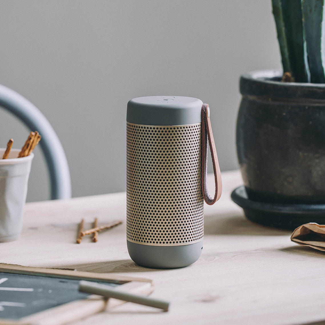 SoundWave - Enceinte Bluetooth Sans Fil avec Batterie Longue Durée