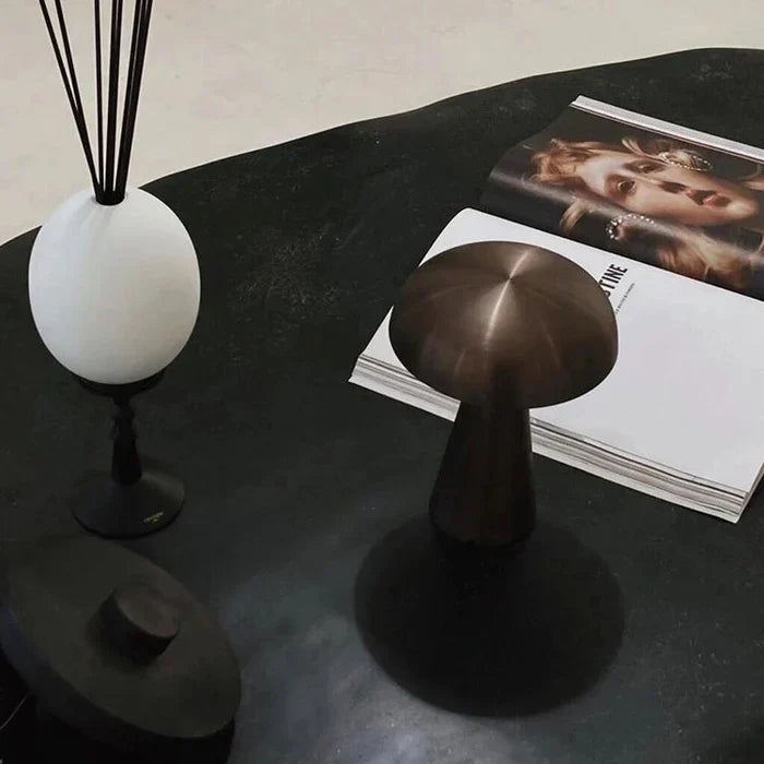 ShroomLite - Éclairage de Table Portable Élégant