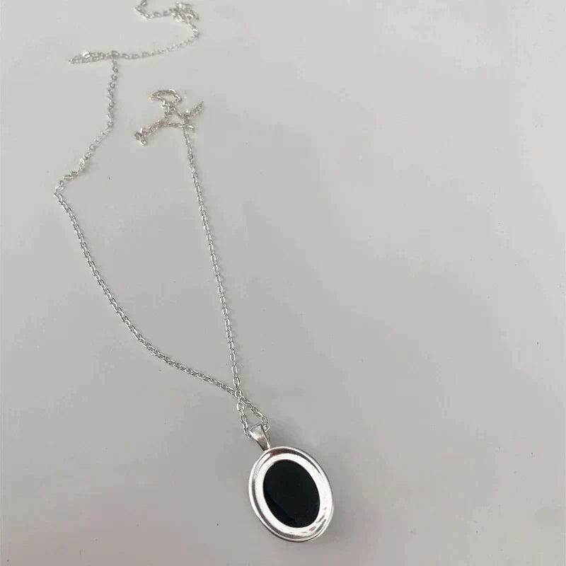 Collier Opale Noire Élégant - Style Statement Impressionnant