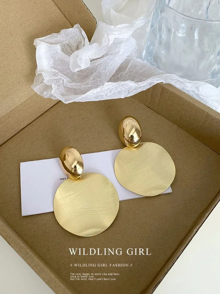 Amaya - Boucles dorées ronde et goutte au luxe moderne