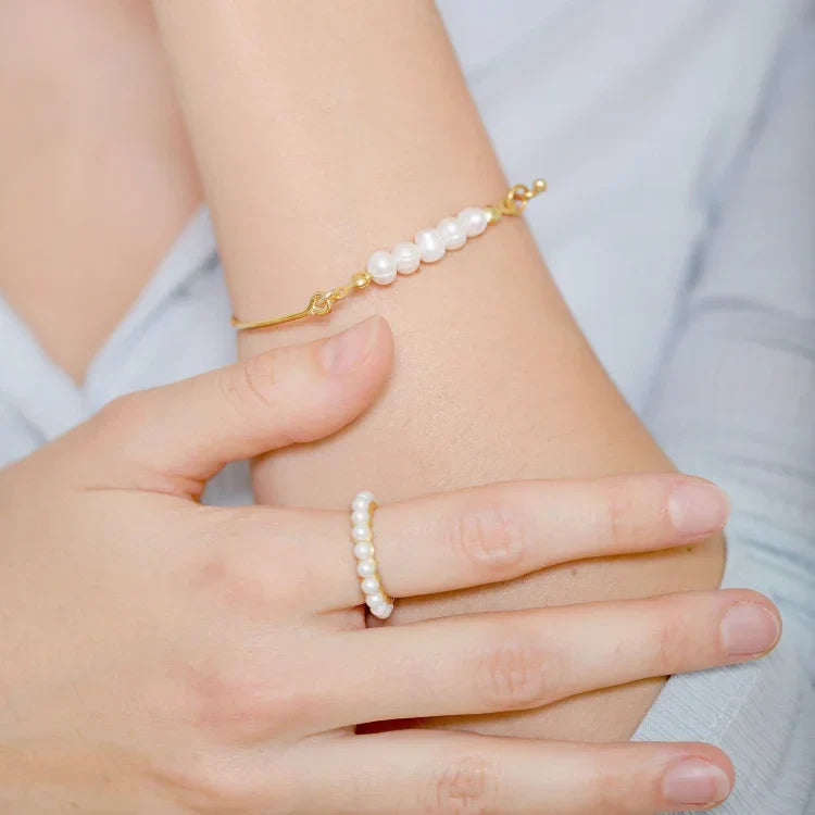 Selina - Bracelet perles délicates élégance classique