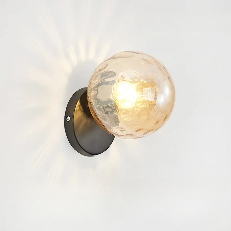 LuxeGlow - Applique Murale Doree avec Globe en Verre