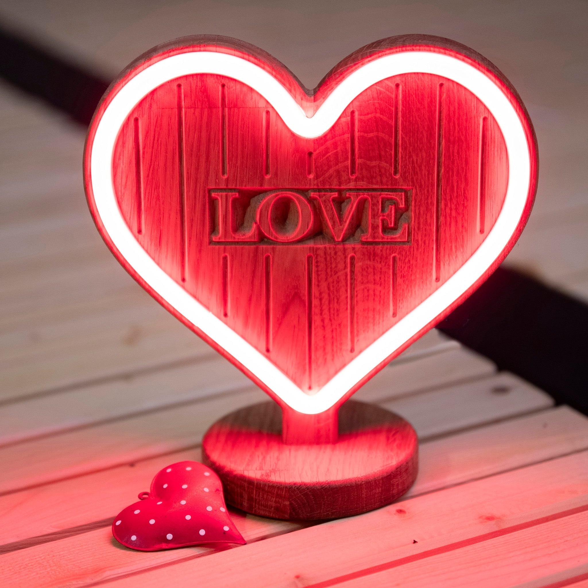 LoveGlow - Cœur néon en bois avec télécommande