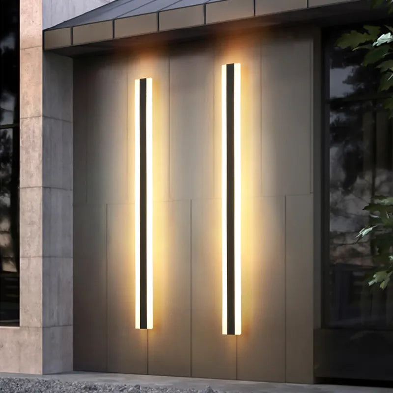 AquaLumière | Élégante Applique Murale Extérieure Résistante aux Intempéries 0