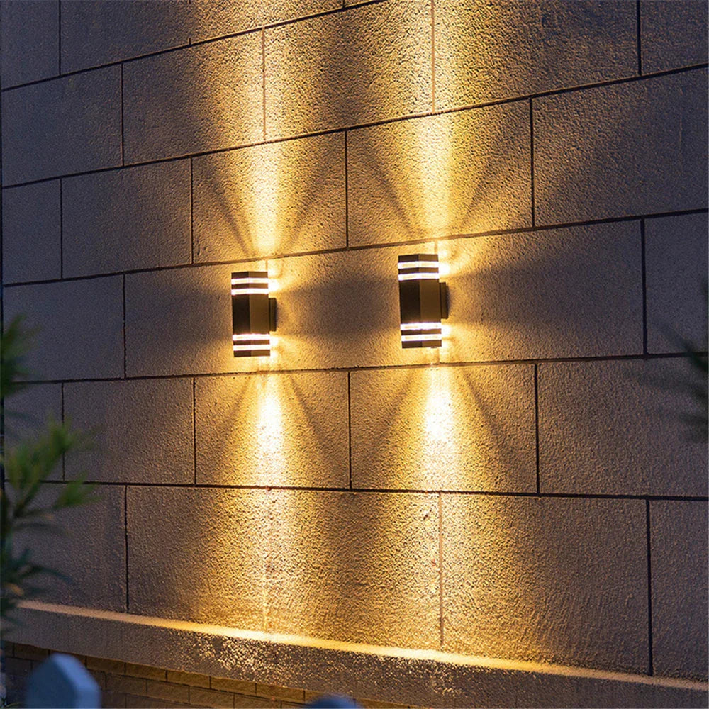 AquaLumière | Pratique Énergétique Éclairage Extérieur LED Étanche 4