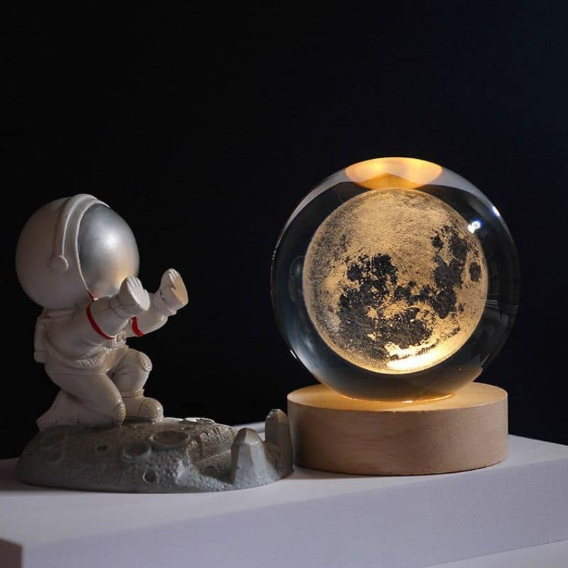 Boule de Cristal Lumineuse | Décoration d'Intérieur avec Gravure 3D | Ambiance Envoûtante pour Votre Maison 0