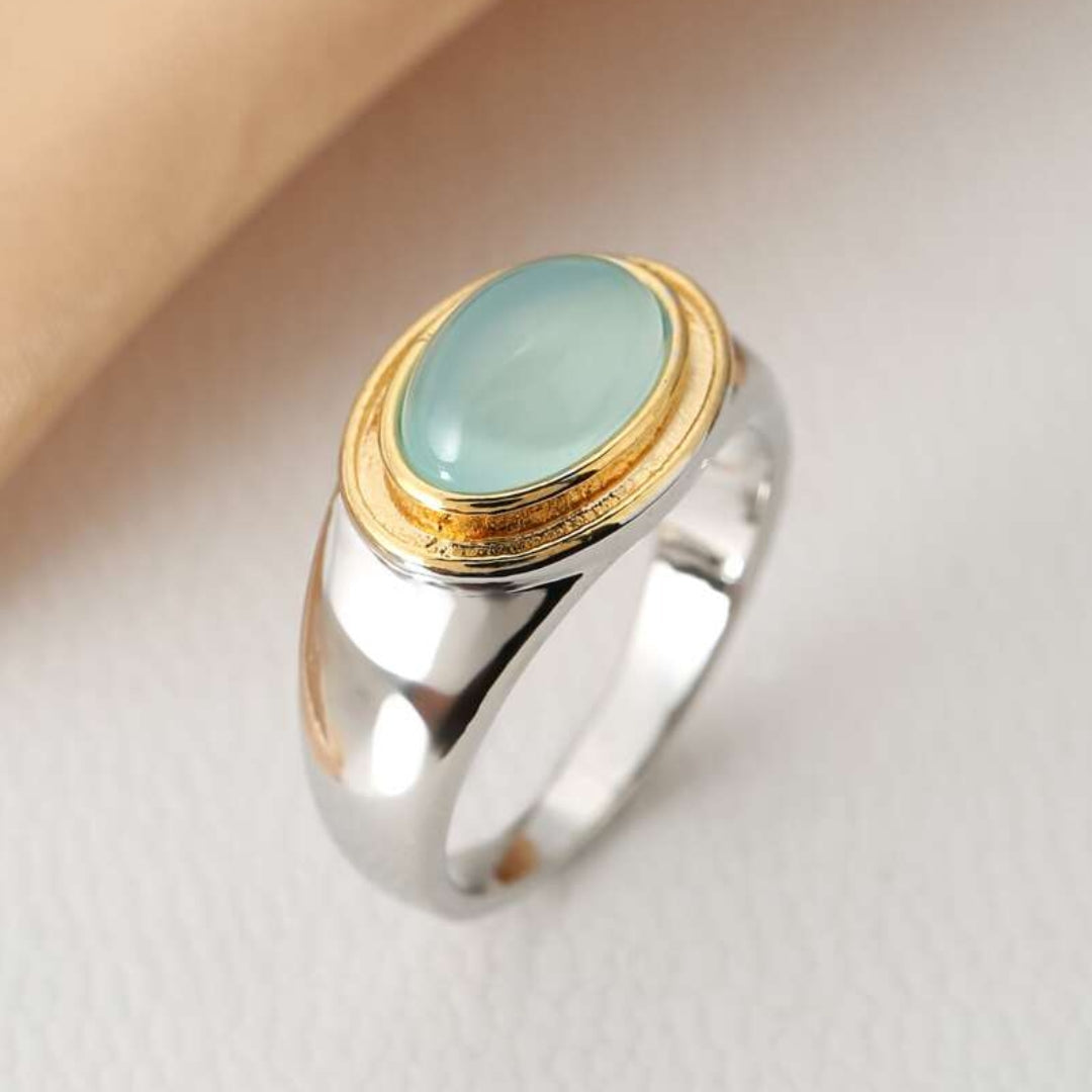 Lyanna - Bague vintage en or et argent à la pierre verte