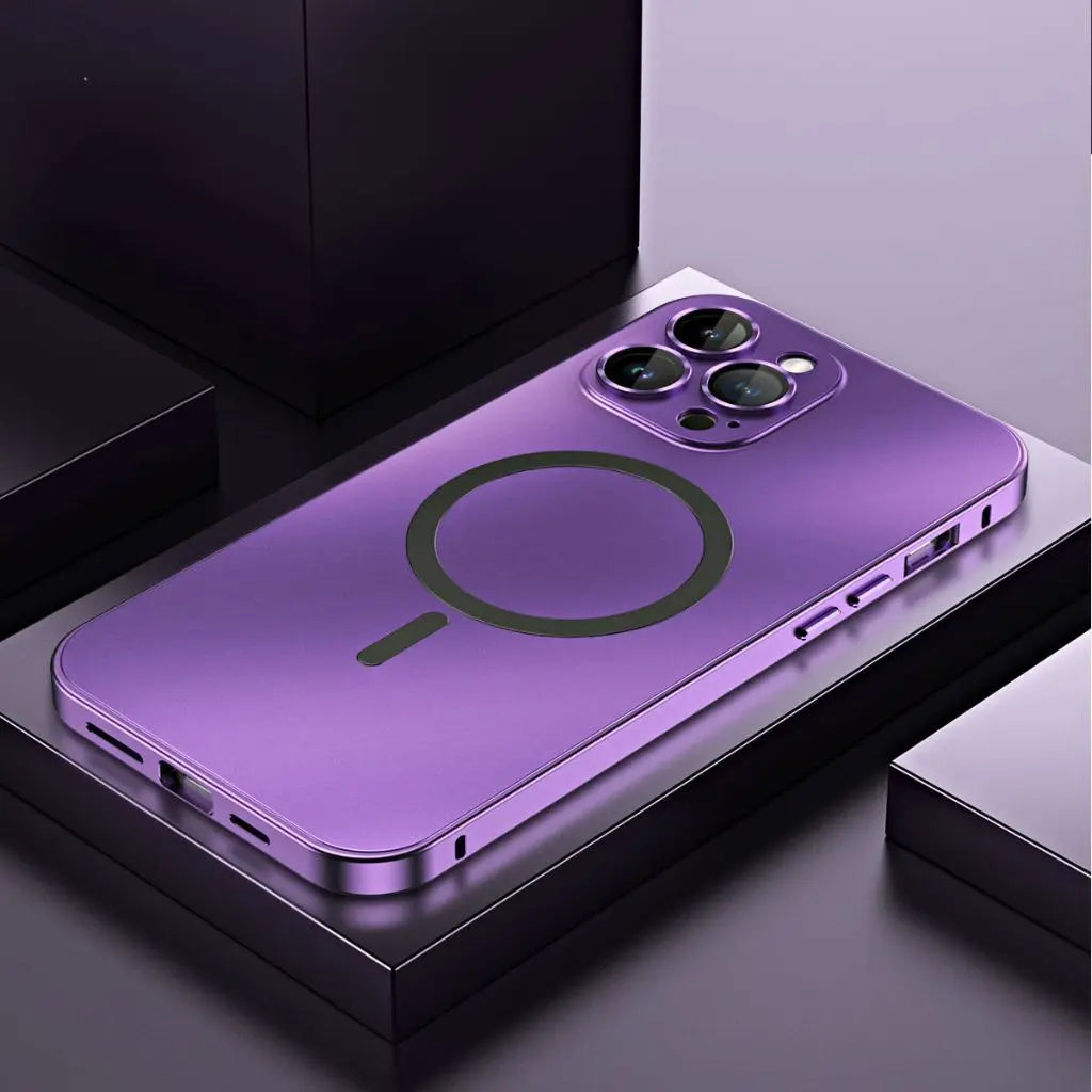 Coque iPhone Magnétique Métallique avec Protection Robuste | Design Élégant pour Sécurité et Style 1