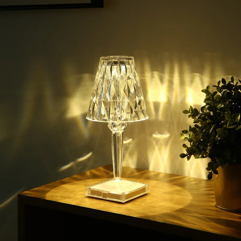 CristalÉclat | Élégante Lampe de Table en Cristal Chic Transparent 9