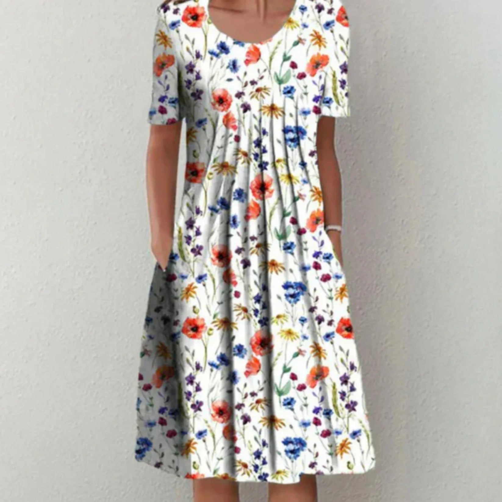 Emma | Élégante Robe d'Été Fleurie Midi 0