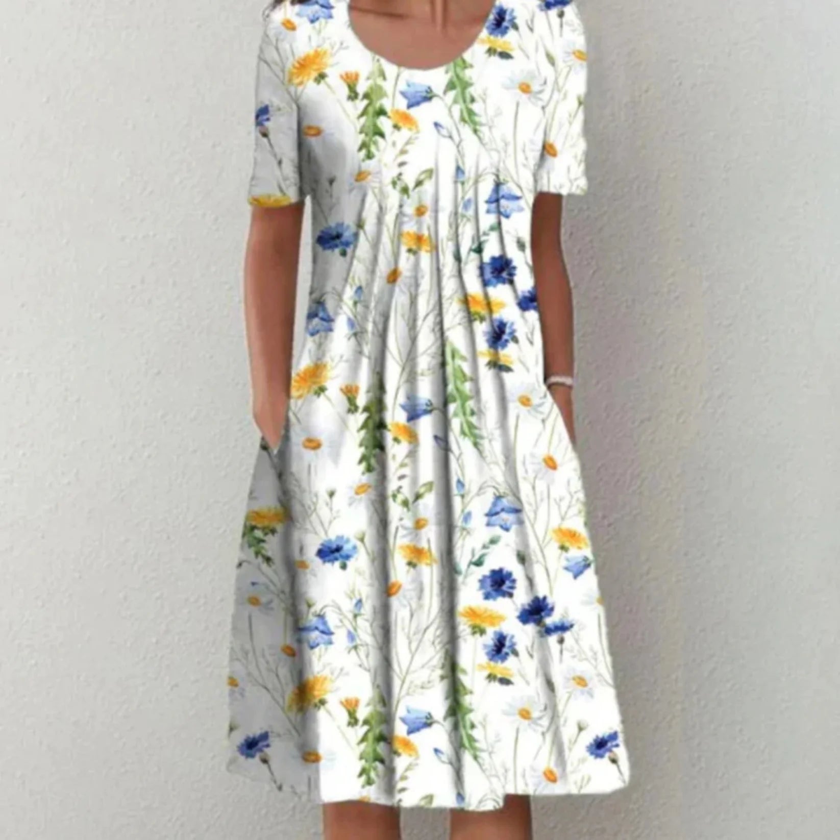 Emma | Élégante Robe d'Été Fleurie Midi 1
