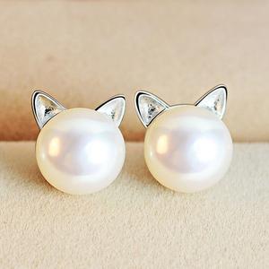Mila - Boucles d'oreilles en argent aux perles charmantes