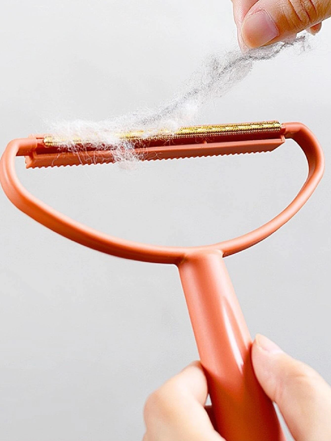 FluffFree Cleaner – Enlève-Peluches Puissant