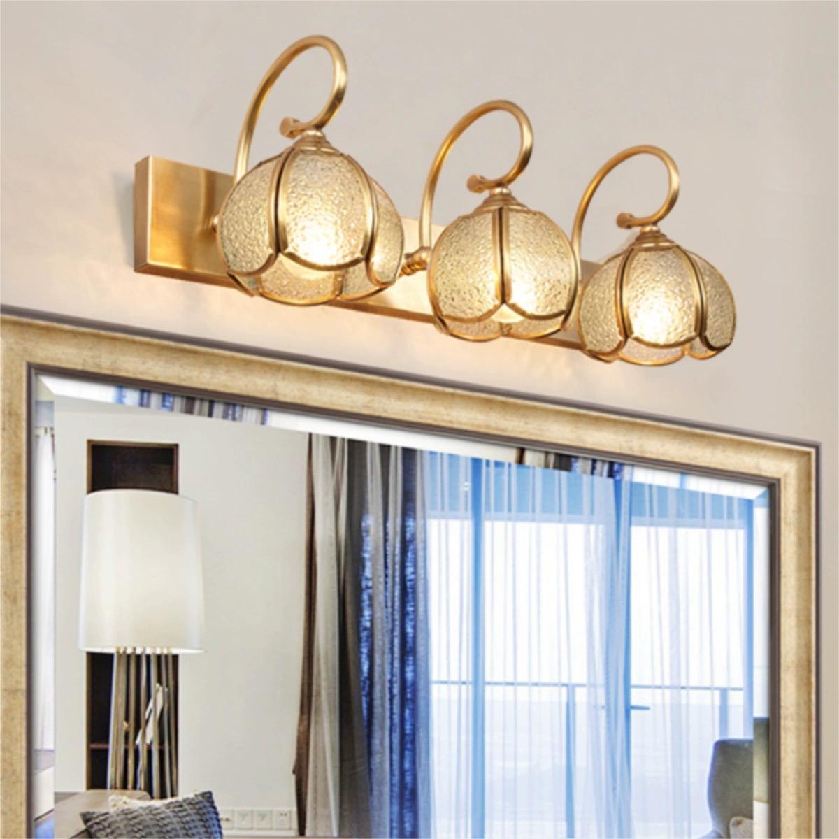 Luminous Elegance - Applique Murale à Plusieurs Têtes pour Salle de Bain