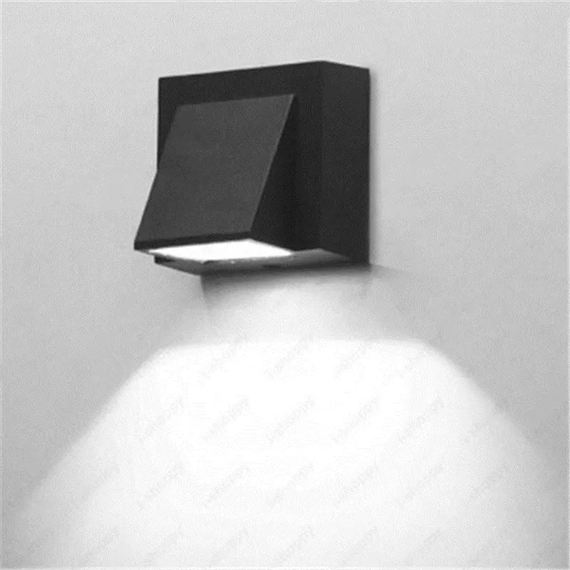 LumièreExtérieure | Élégante Applique Murale LED Résistante aux Intempéries 1