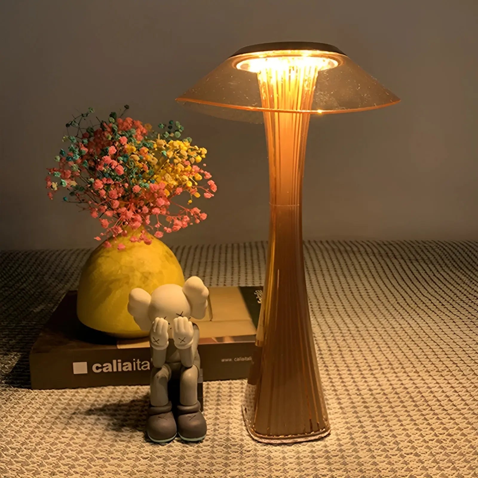Luminari | Élégante Lampe de Chevet en Métal et Verre Design Contemporain 3