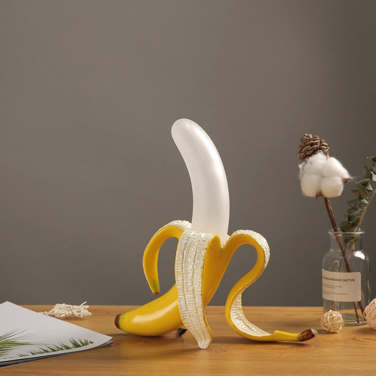 LumineuxArt | Élégante Lampe de Table Art Déco en Cuivre et Chrome 11