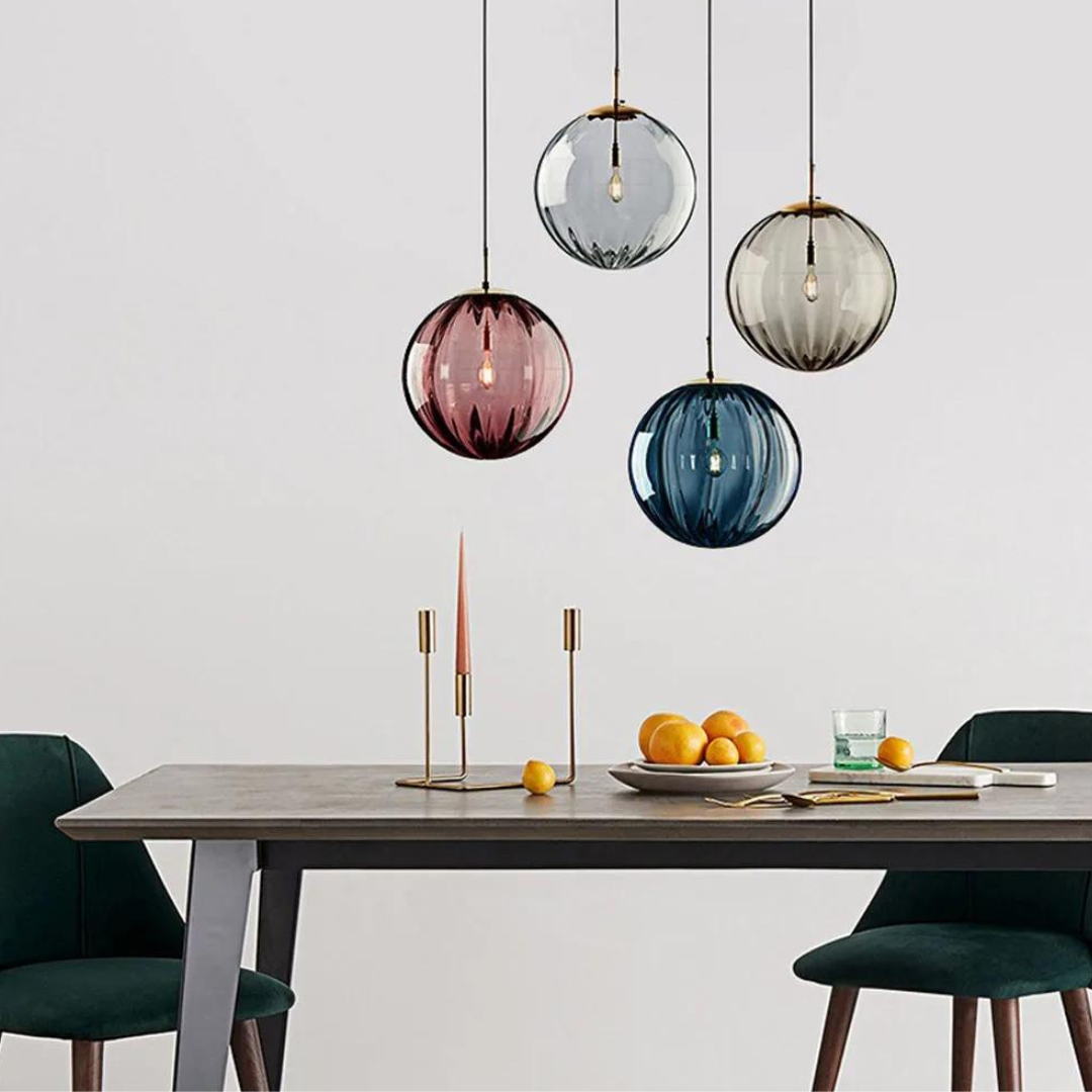 LumineuxVerre | Élégante Suspension Boule de Verre pour Intérieurs Chic 2