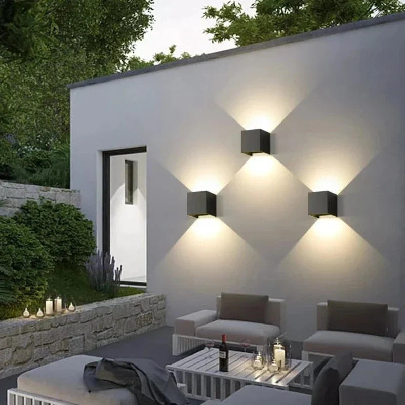 Luminex | Élégante Applique Murale Extérieure en Aluminium Design 2
