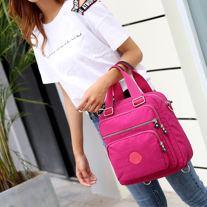 UrbanChic Crossbody Bag – Sac Imperméable Stylé