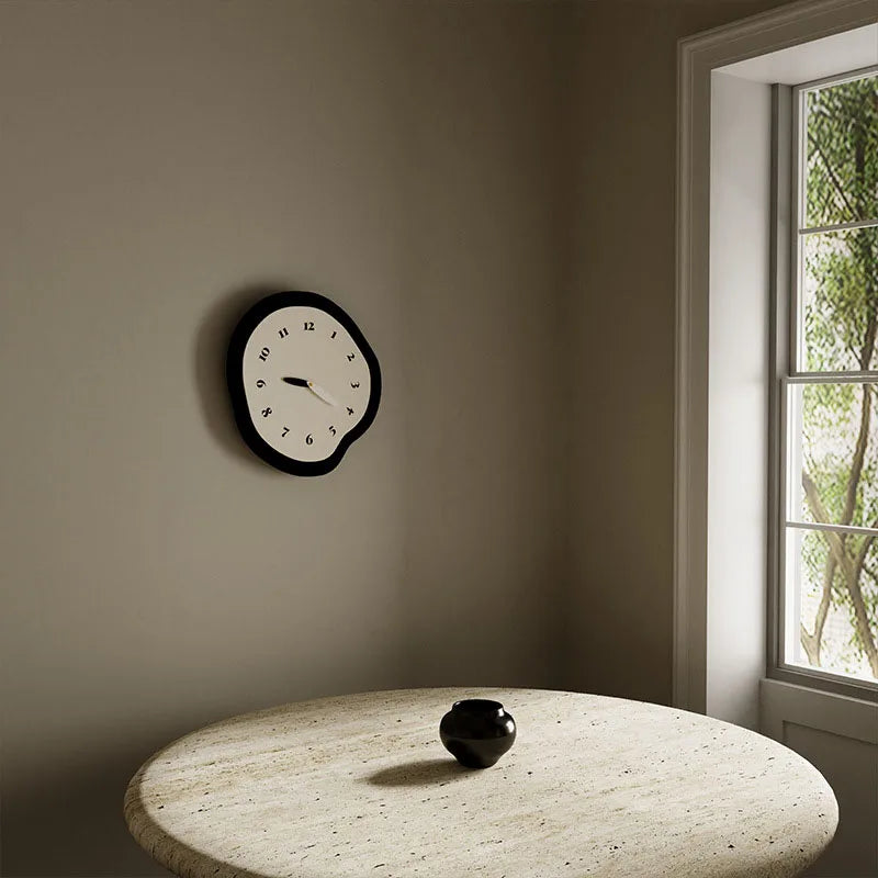 NordicClock - Horloge Murale Scandinave Élégante et Silencieuse