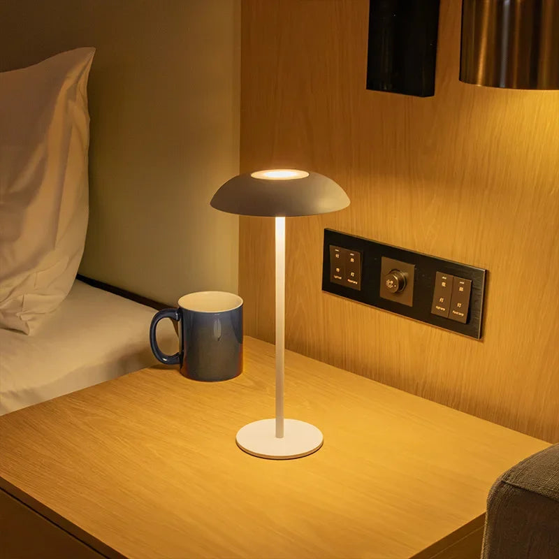 TouchGlow - Lampe de Table Sans Fil Élégante avec Commande Tactile