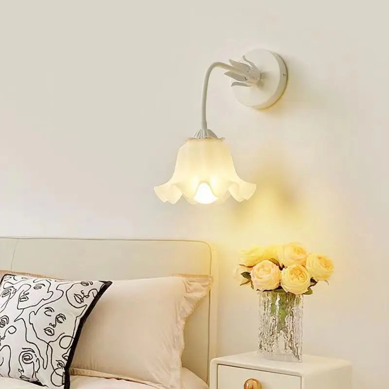 LuxePetal - Applique Murale Elegante a Motif Floral pour Chambre