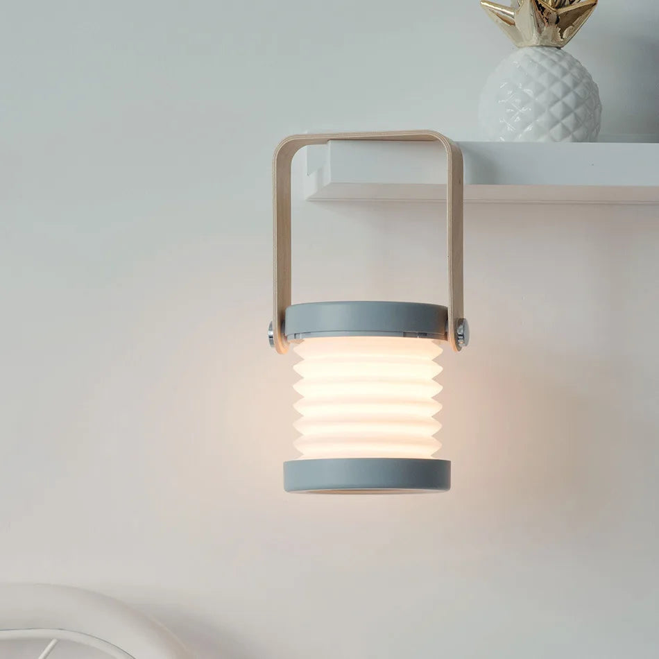 CompactGlow - Lampe de Bureau LED Pliable pour la Maison et le Voyage