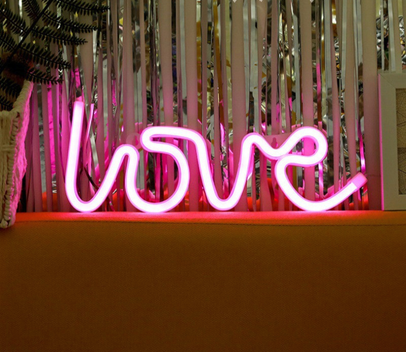 LoveGlow Neon Letters - Néon Romantique Intérieur