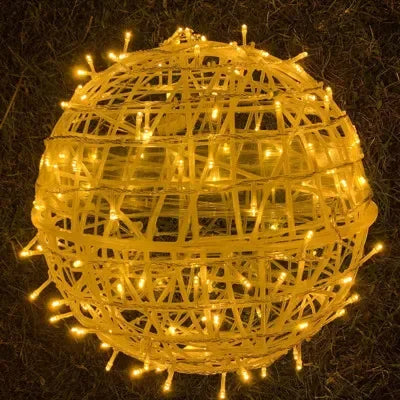 Sphere - Guirlande lumineuse en rotin pour fêtes et décoration élégante