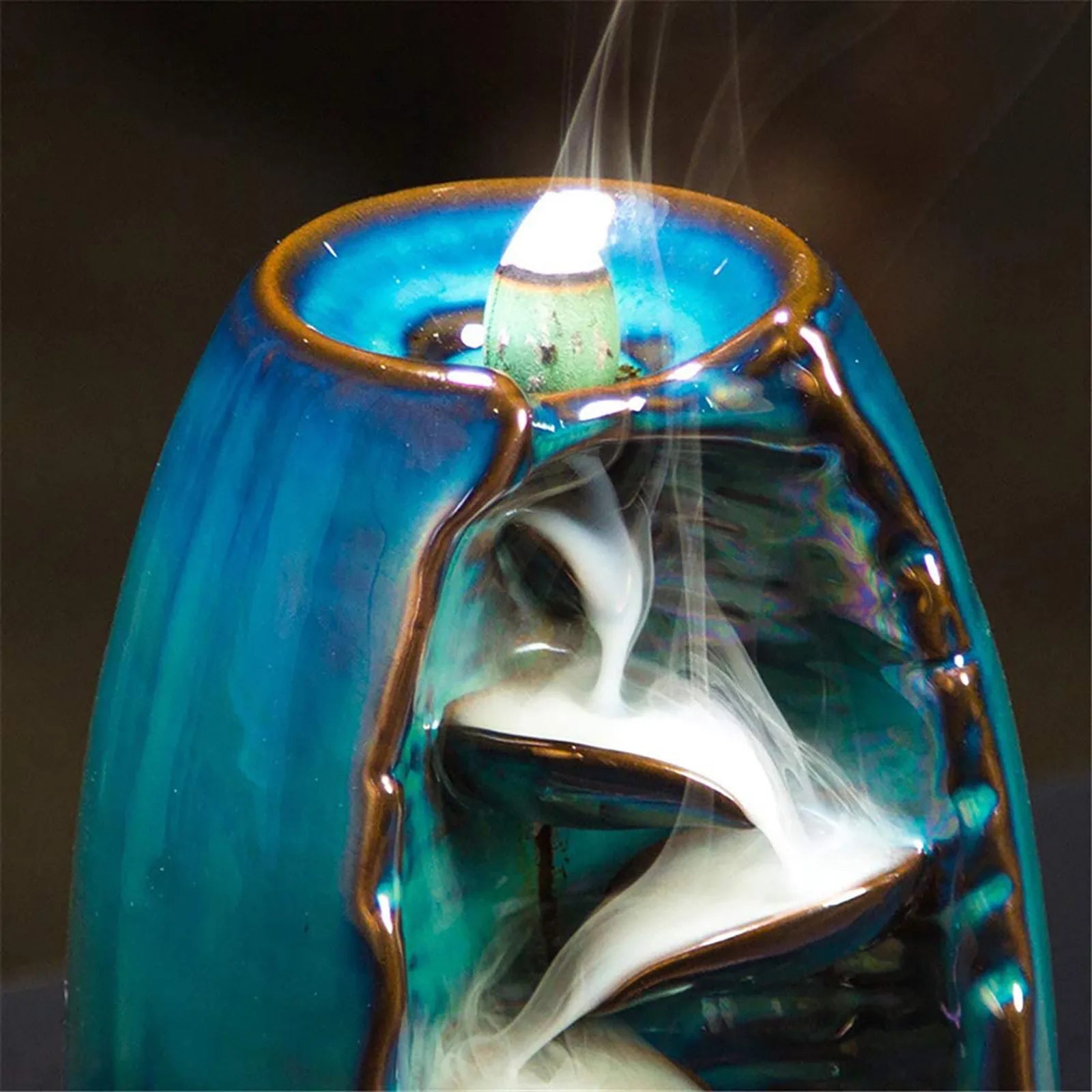 SerenityFlow - Fontaine à encens en céramique pour une ambiance zen