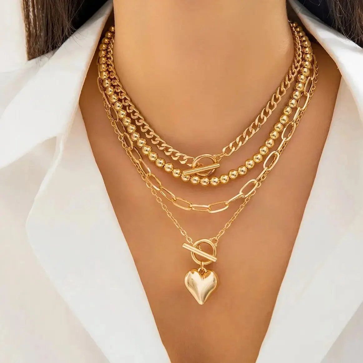 HeartGleam - Set de colliers pendentifs cœurs dorés élégants