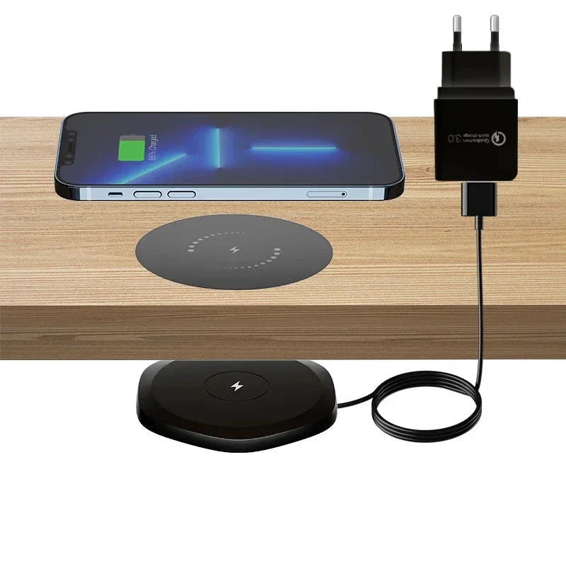 ChargeNest - Chargeur sans fil invisible à installer sous le bureau