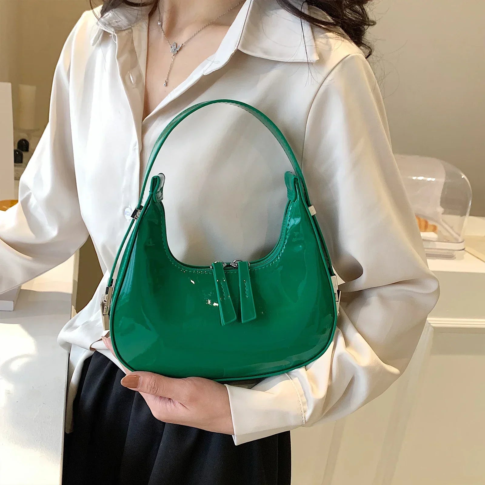 Luna LeatherBag - Sac Bandoulière Durable Élégant