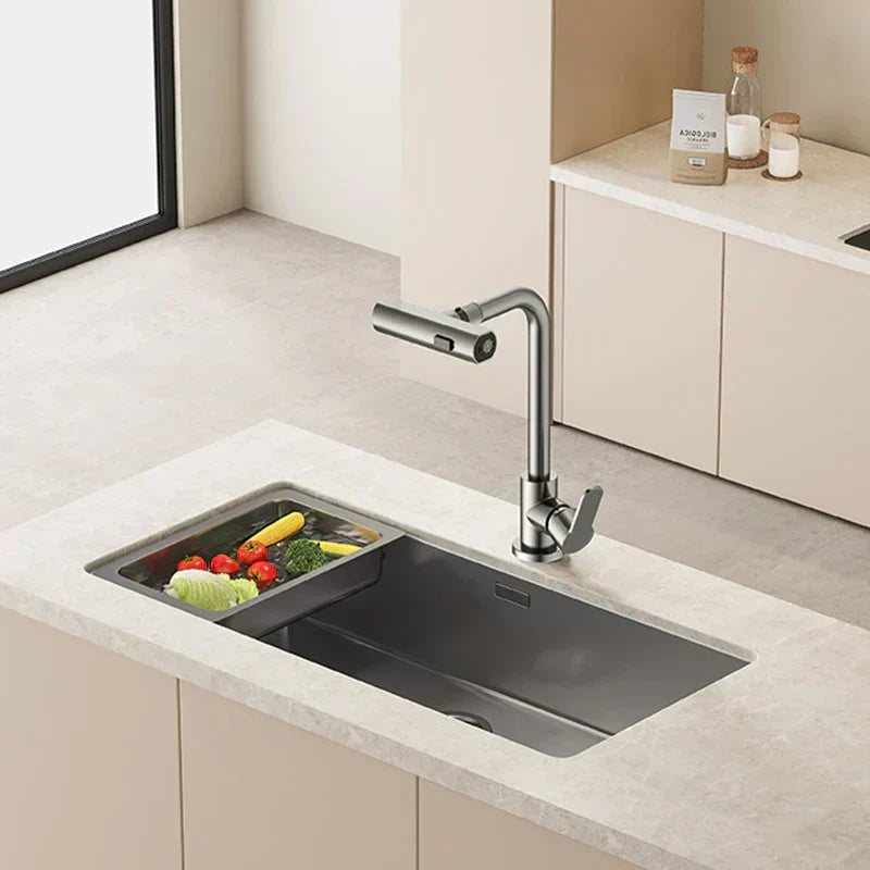 AquaFlow – Robinet de Cuisine Réglable au Design Cascade