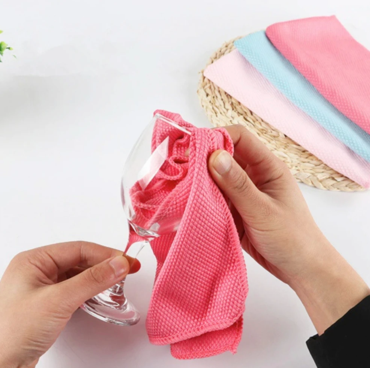 MagicClean Wipes - Nettoyage Rapide et Efficace
