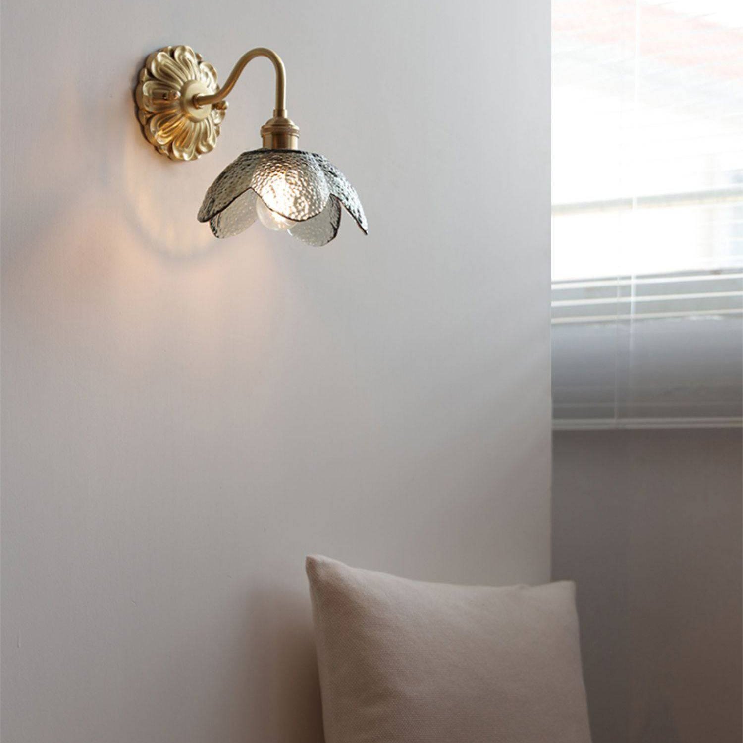 VerreCuivre | Élégante Applique Murale Design pour Chambre et Salon 1