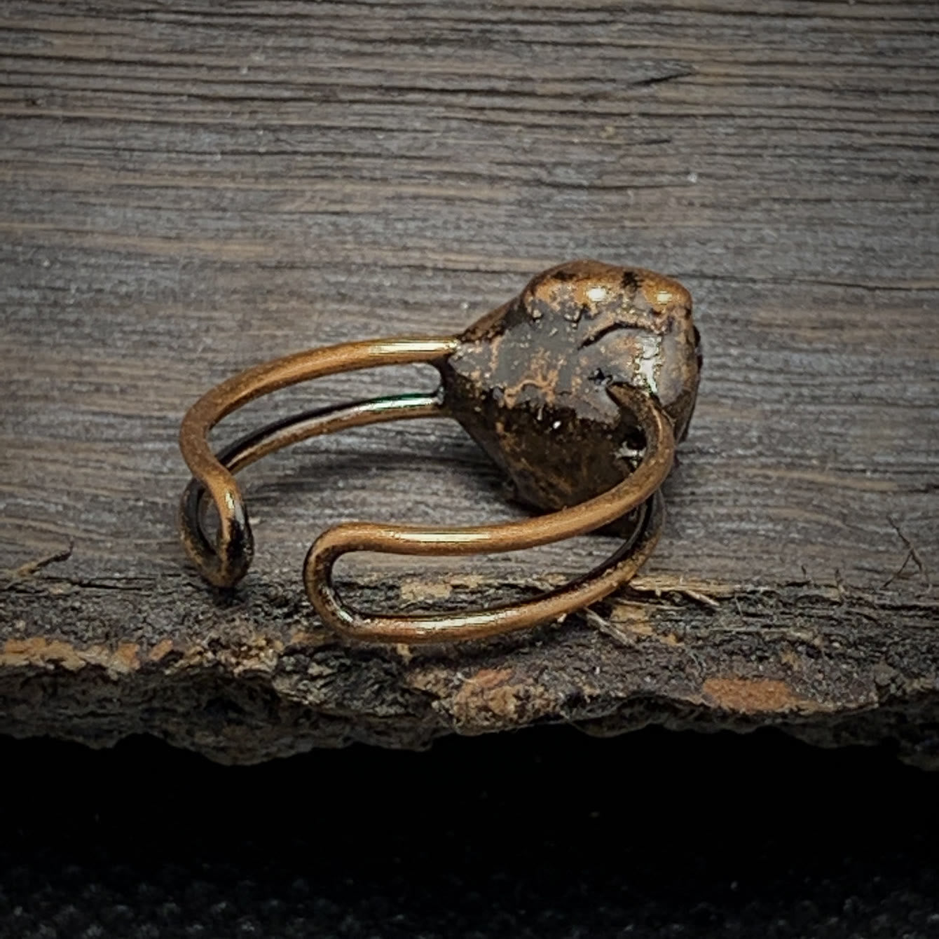 Selina - Bague pierre de naissance naturelle brute réglable