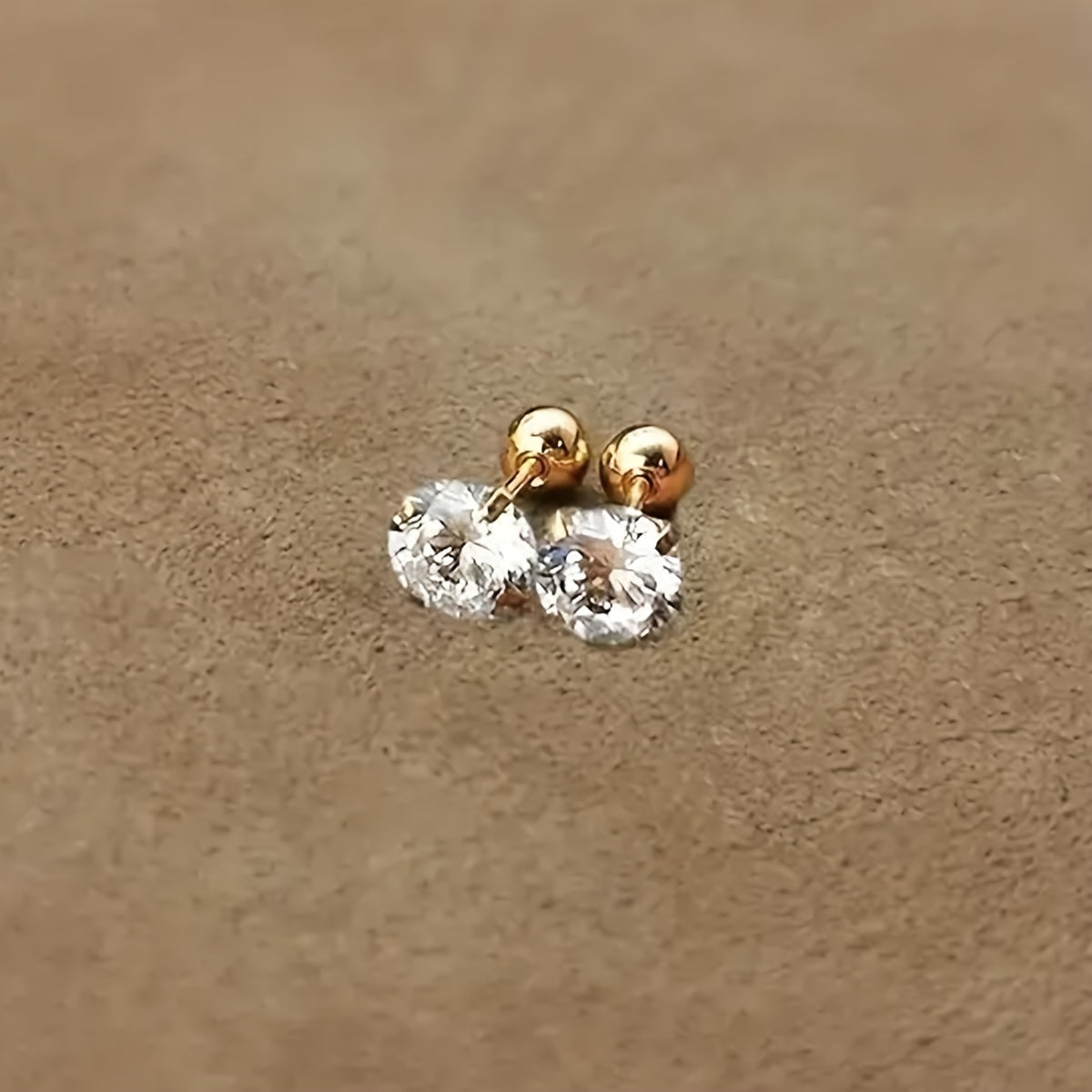 Lumen Sparkle - Puces Titanium Zircone Intemporelles