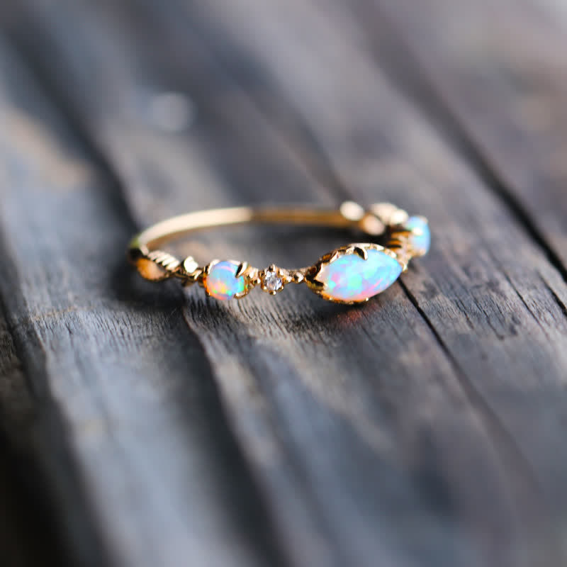 Isabella - Bague vintage opale, amour et sincérité