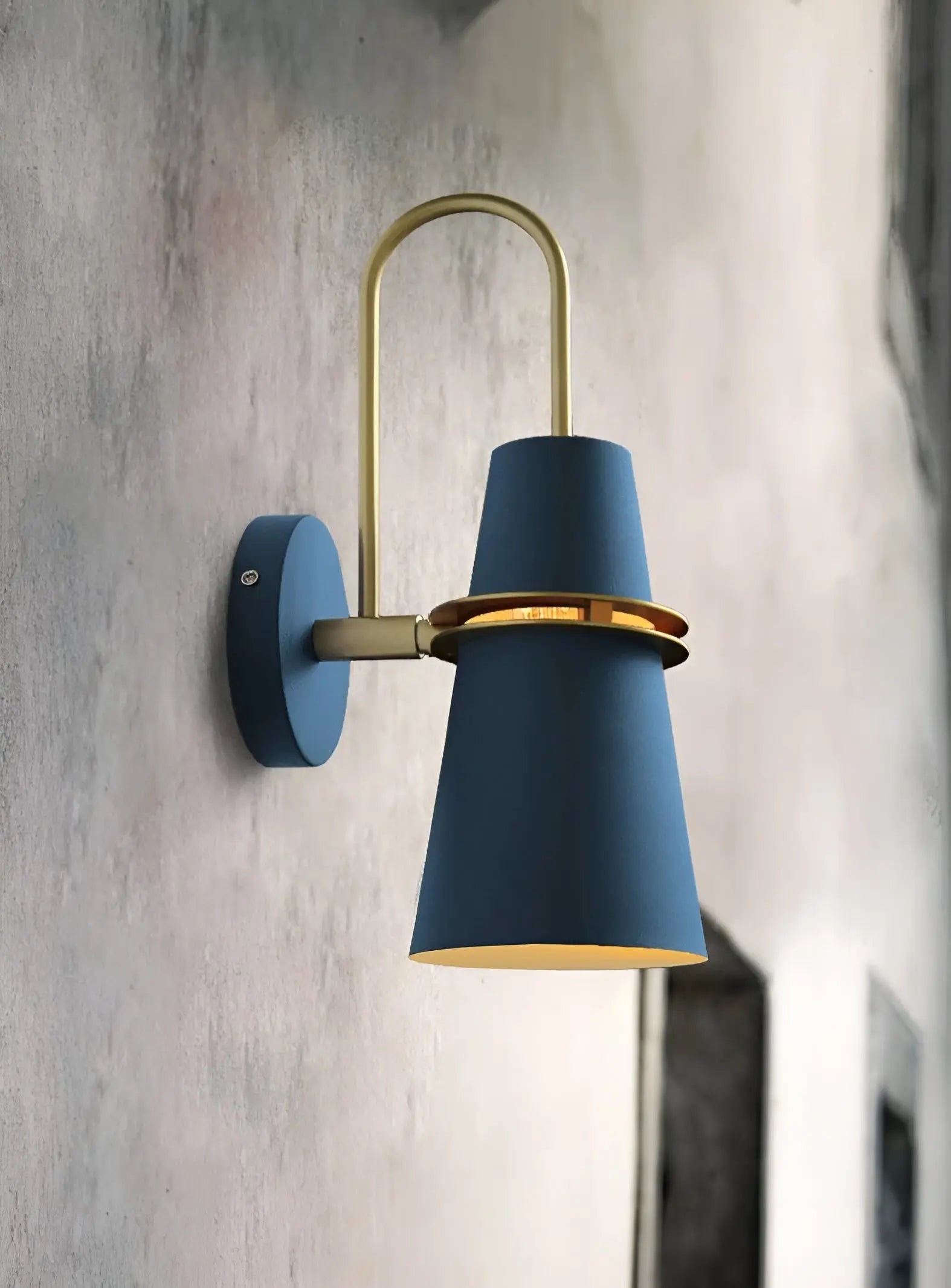 Élitéa – Applique Murale Élégance Rétro | Éclairage de Luxe par EliteAura