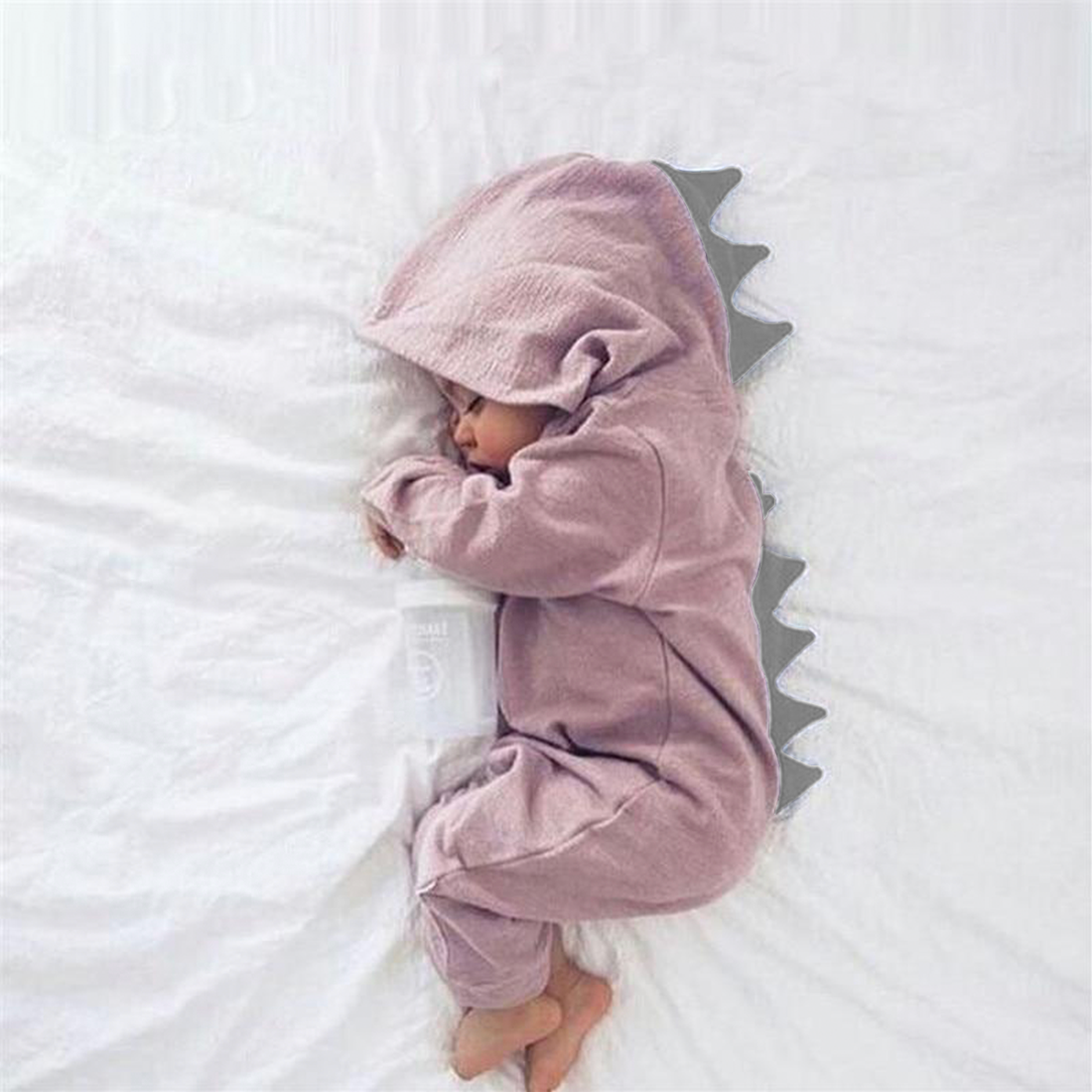 DinoDream - Adorable Grenouillère Bébé avec Capuche