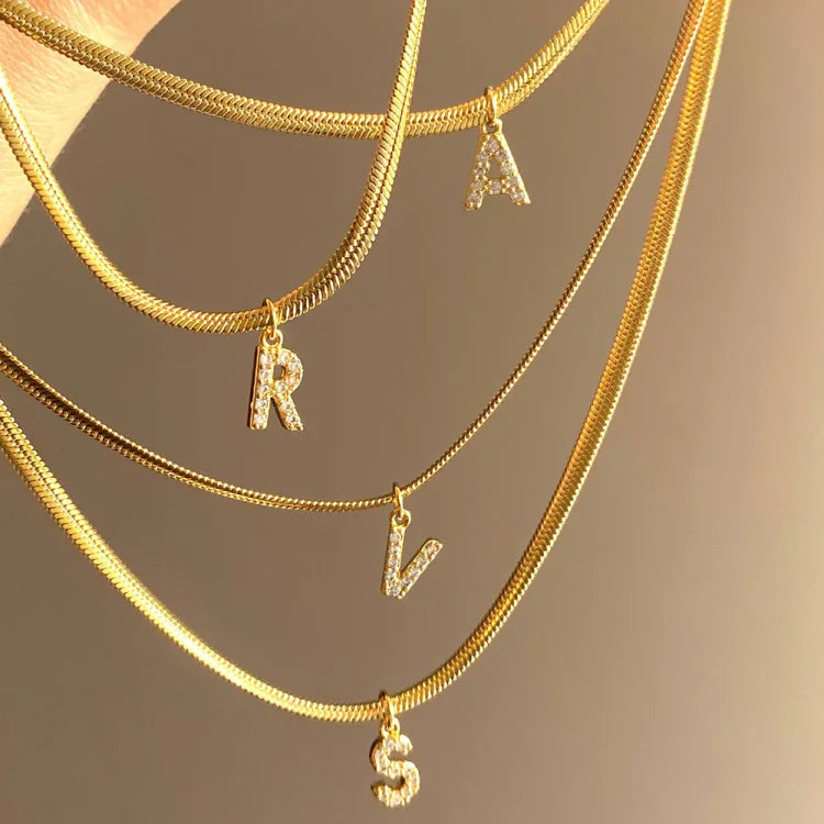 Ella - Collier initiales, bijou personnalisé doré