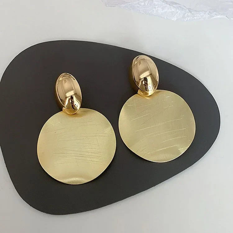 Amaya - Boucles dorées ronde et goutte au luxe moderne